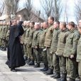 Священник УПЦ МП сопроводил в «зону АТО» запчасти для техники боевиков ВСУ