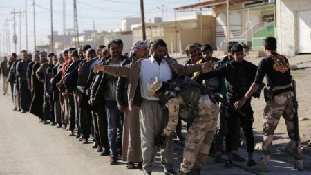 Армия Ирака задерживает в Мосуле боевиков, маскирующихся под мирных граждан - Военный Обозреватель