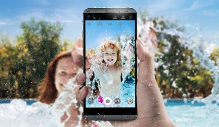 Смартфон LG Q8 сможет до 30 минут находиться в воде