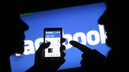 Facebook отключил чат-ботов из-за разработки собственного языка
