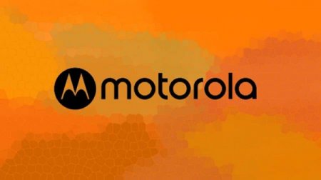 Motorola приступила к разработке экрана, который будет сам «залечивать» тре ...