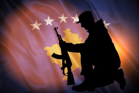 Будущее Косово в руках Змея: обратно к сербам не вернемся
