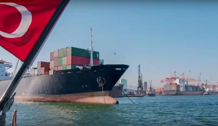  Турция запретила принимать суда из крымских портов 