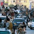 BBC: США позволили сотням боевиков ИГ покинуть Ракку
