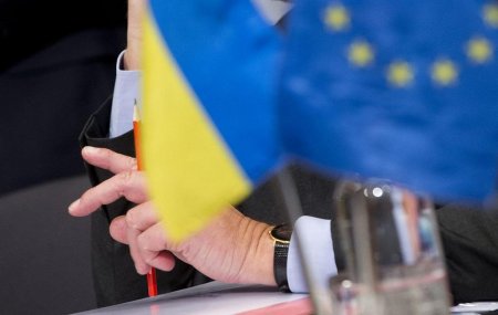 ЕС выделит €50 млн Луганской и Донецкой областям Украины