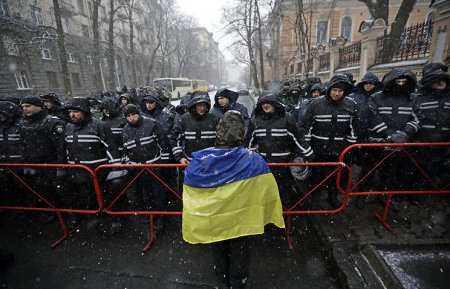 Сторонники Саакашвили на митинге в Киеве выдвинули четыре требования к Верх ...
