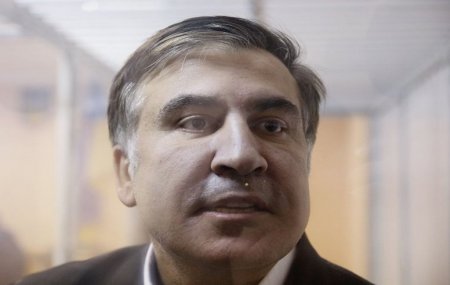 Суд освободил Саакашвили