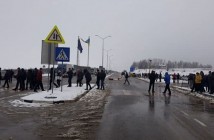 Протестующие перекрыли два пункта пропуска на границе с Польшей
