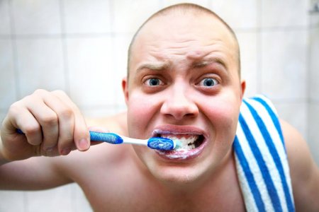 В Швеции создали зубную щетку-психолога