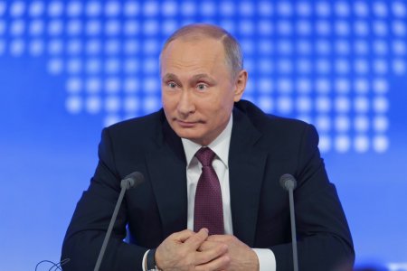 Путин подписал закон об освобождении от НДФЛ выплаты в связи с рождением ребёнка
