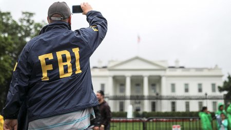 «Покруче Уотергейта»: как повлияет на политику США информация о слежке ФБР  ...