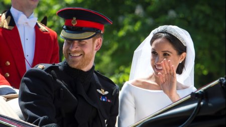 Свадьба принца Гарри – зрелище для народа, подстраховка для элиты