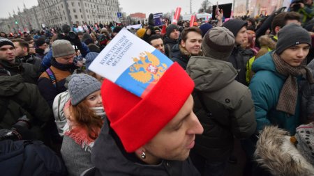 «Долой Царя!», «Долой Путина!»: Лозунги для развязывания новой Гражданской войны