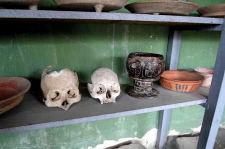 «Черные археологи» в джунглях Гватемалы вызвали ассоциацию с украинским Инс ...