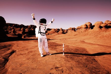 Жизнь на Марсе возможна: Астроном из Австралии призвал скорее колонизировать Марс