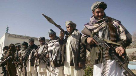 Президент Афганистана объявил об окончании перемирия с движением «Талибан»