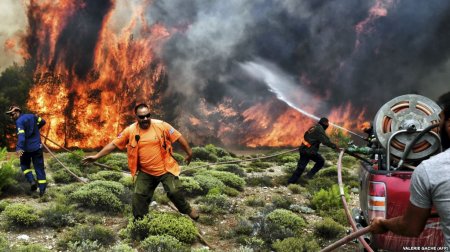 На Украине нашли российский след в пожарах в Греции