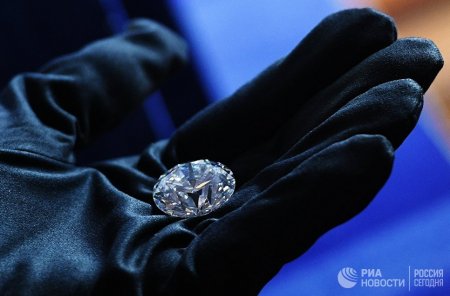 Стал известен покупатель крупнейшего российского бриллианта (ФОТО)