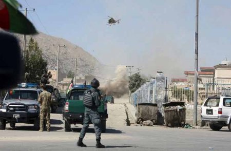 Боевики подвергли ракетному обстрелу президентский дворец в Кабуле