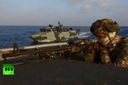 Российские морпехи высадились на побережье Латакии в рамках учений на Средиземноморье