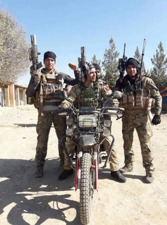 Бои талибов и афганских сил безопасности в провинции Газни