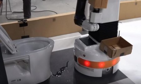 Немецкие инженеры создали робота – мойщика унитазов