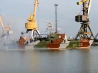 Украинские пограничники провели в Азовском море учения по отражению нападен ...