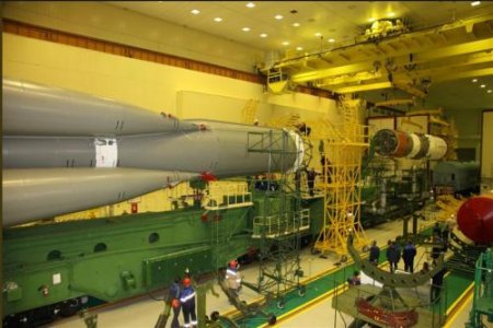 Роскосмос: Завершена сборка «Союз-2.1а» для запуска «Прогресса» к МКС