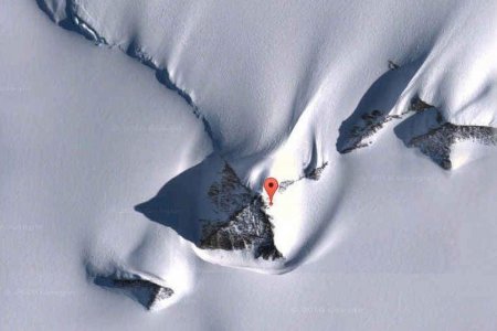«Великое переселение с Нибиру»: Ледник Антарктиды - одна сплошная база инопланетян