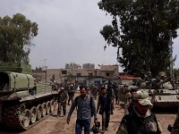 Сирийская армия сосредотачивает силы для контрудара по боевикам в районе Ка ...