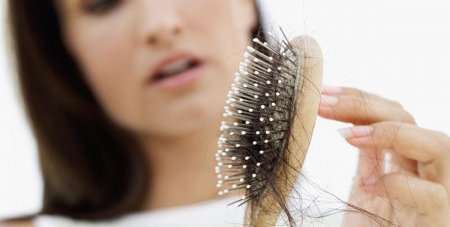 Как остановить выпадение волос? Эксперты дали советы по питанию