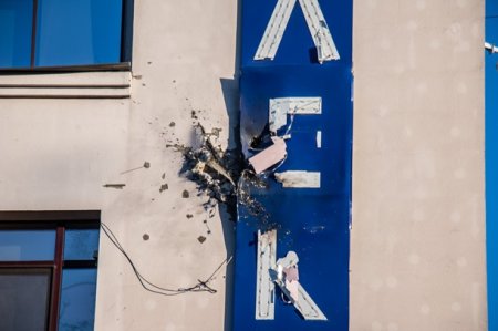 Теракт в Киеве: по зданию телеканала «112» выстрелили из гранатомета