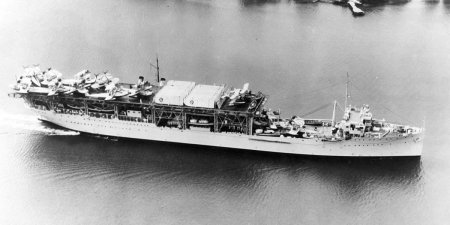 Авианосец «Лэнгли»: первый блин американского флота