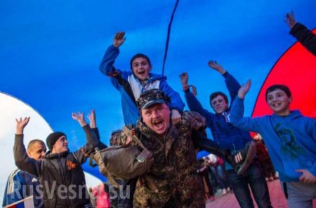Заигрывания с украинством больше не будет: путь Донбасса — домой в Россию
