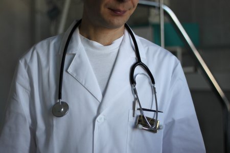 Не жалея сил: как российские медики противостоят коронавирусу