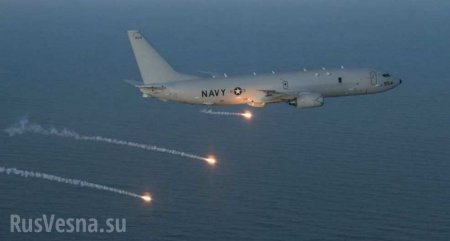«Опасно!» — Су-35 пролетел в нескольких метрах от военного самолёта США (ВИДЕО)