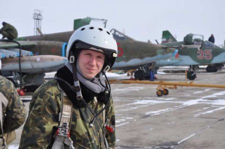 «Это вам за пацанов!»: мемориал установлен на месте гибели лётчика Филипова в Сирии (ФОТО)
