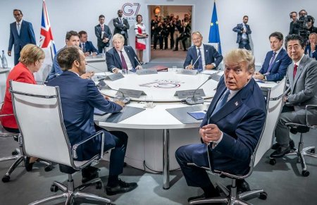 «Крым и Донбасс» — Германия выступила против приглашения России в G7