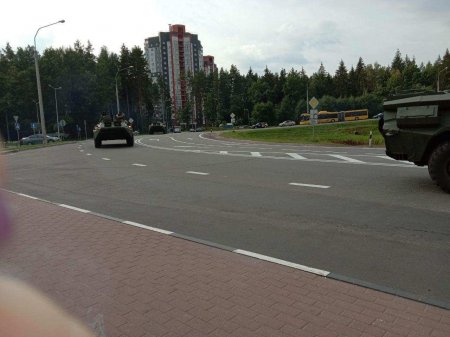 В Минск стягивают бронетехнику (ФОТО, ВИДЕО)