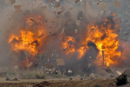 СРОЧНО: Сильный пожар и взрывы на складе с газовыми баллонами в Москве (ФОТО, ВИДЕО)