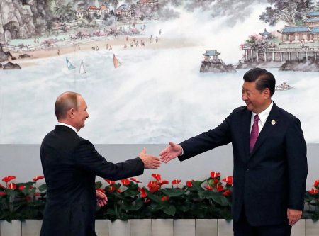 Пока Россия и Китай будут сотрудничать десятилетиями, Штаты уничтожат сами себя
