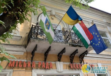 Венгрия еще не решила, выделять ли деньги Украине