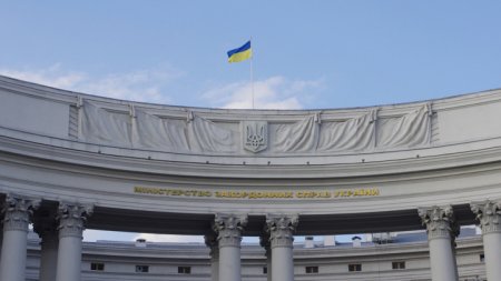 Украина недовольна телефонным разговором министров иностранных дел РФ и Израиля