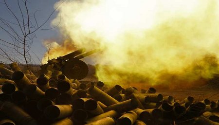 Два снаряда беглым — огонь! — в мороз и в жару артиллеристы «Отважных» расчищают путь пехоте (ВИДЕО)