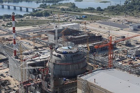 На стройплощадке Курской АЭС-2 завершено бетонирование купола наружной защитной оболочки ЭБ-1