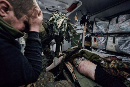 Кадры из полевого госпиталя ВСУ: украинские боевики жалуются на тяжёлые усл ...
