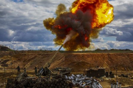 Жуткие кадры из Донецка: враг нанёс удар, убивая людей (ФОТО)