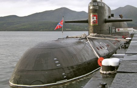 На учениях "Восток-2014" для выполнения боевых задач в море вышли атомные подлодки ТОФ