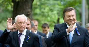 МИД: Янукович и Азаров не смогут воспользоваться безвизом