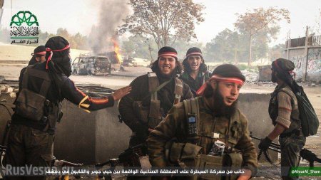 Кровавые разборки банд: Боевики жестоко истребляют друг друга во время «российского перемирия» в Сирии (ФОТО 18+)